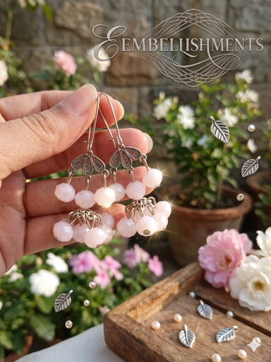 Trendy earrings