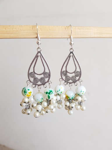 Traditional earrings