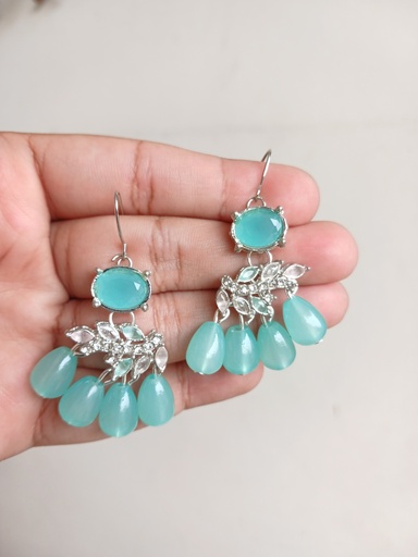 Traditional earrings