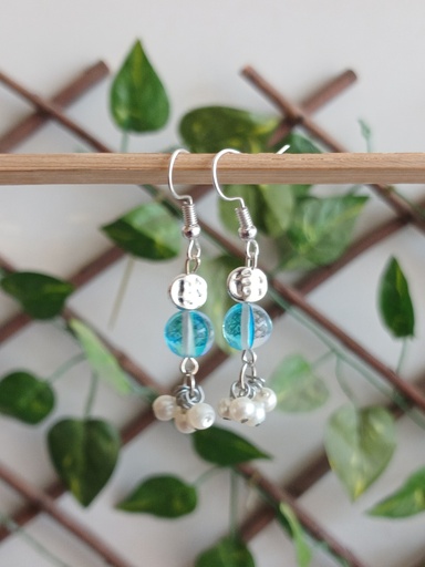 Trendy earrings
