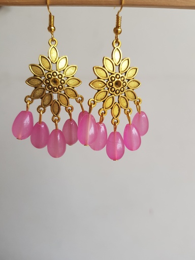 Traditional earrings