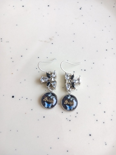 Trendy earrings
