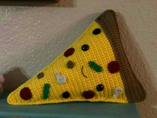 [PK0166-HM-CUS-004795] Pizza slice cushion.