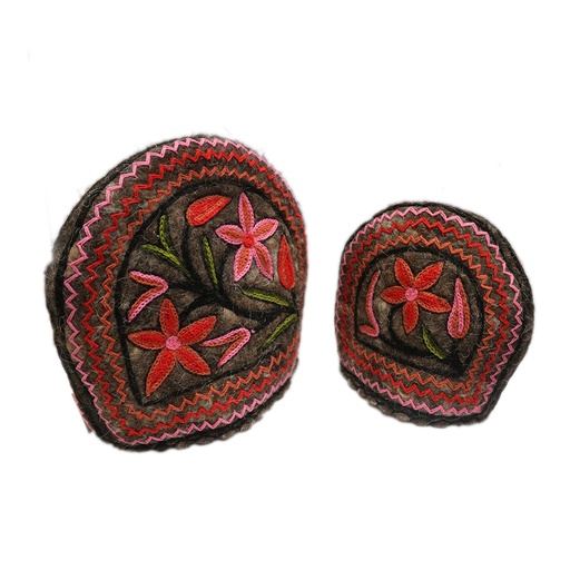 [PK0898-HM-GEN-005070]  Hand Embroidered Tea Cozy set 