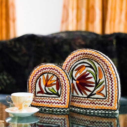 [PK1603-HM-GEN-006889] Tea Cozy Set