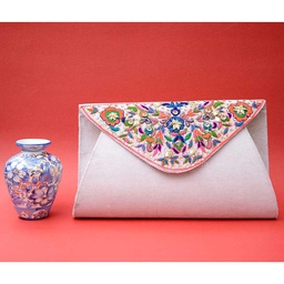 [PK2297-BG-CLU-007932] Hand embroidered clutch with chain