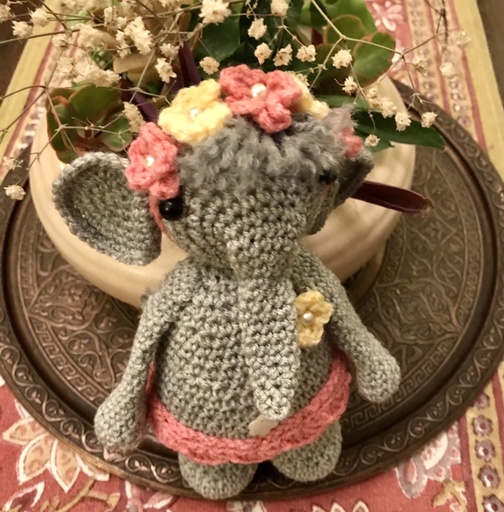 [PK1894-MR-GEN-008969] Daisy, The Elephant